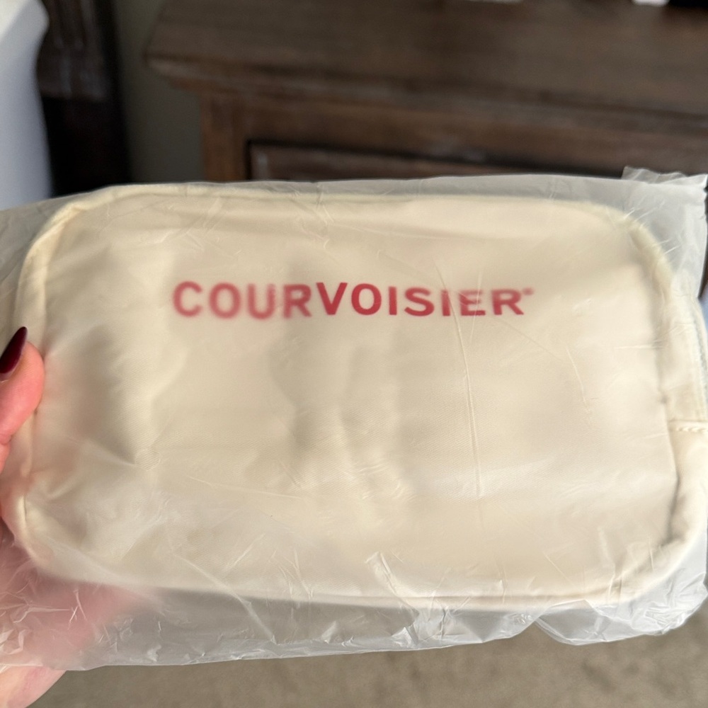 Courvoisier Cream Pouch